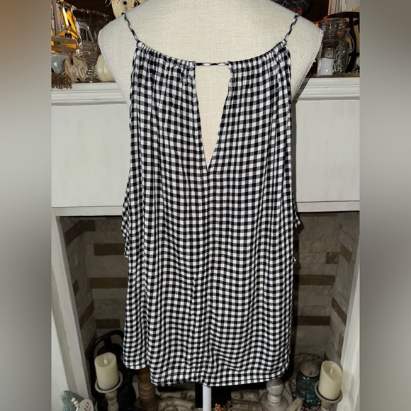 Velvet by graham & Spencer Nedra cold shoulder gingham top black/white Sz.L - Picture 7 of 11
